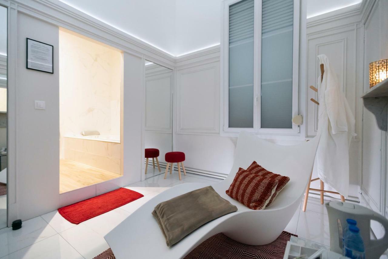 La Demeure Des Sacres - Cathedrale Bed & Breakfast Reims Dış mekan fotoğraf